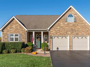184 Fairfield Dr, Staunton, VA 24401
