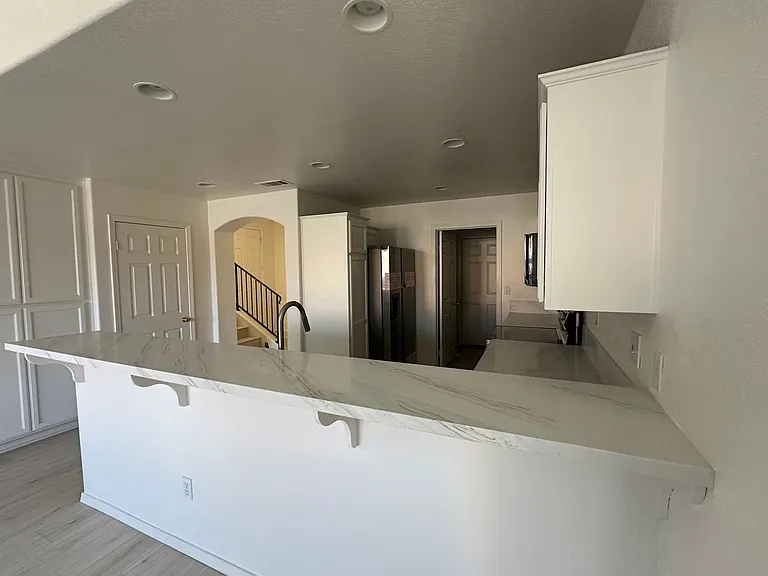 8550 Paseo De Caballo — Photo 5