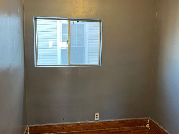 3rd image of 11471 Mitchell St #2