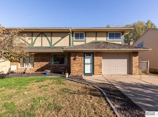 1925 N 123rd St, Omaha, NE 68154