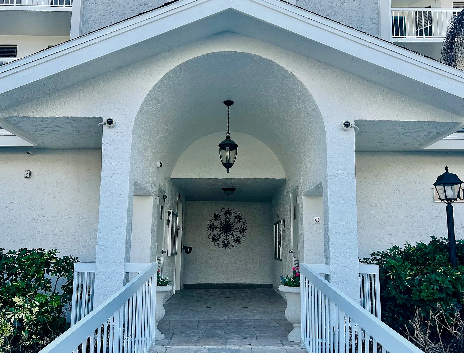 2 bed, 1378 sqft, $4,500 — Photo 1