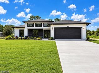 600 E 7th St, Lehigh Acres, FL 33972