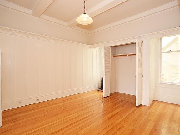 4th image of 857 Scott St