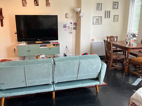 5th image of 2800 Wisconsin Ave NW APT 311