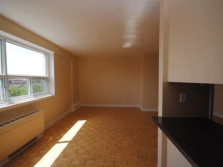 335 Cooper St — Photo 17
