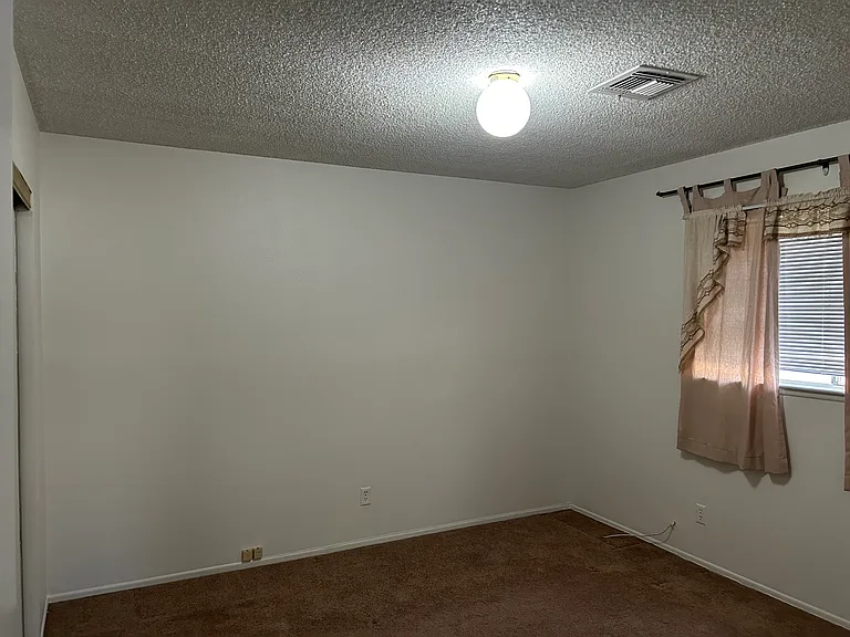 Hidden Valley Dr — Photo 15