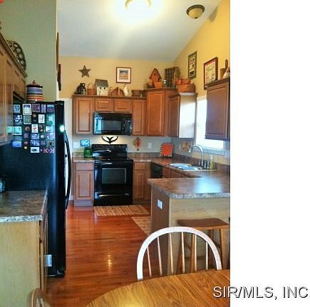 5th image of 1865 Wellington Ln