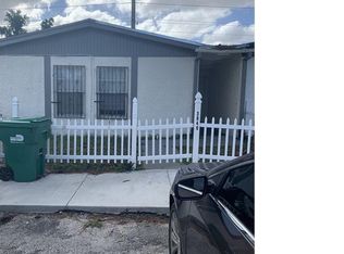 3840 NW 213th St, Miami Gardens, FL 33055