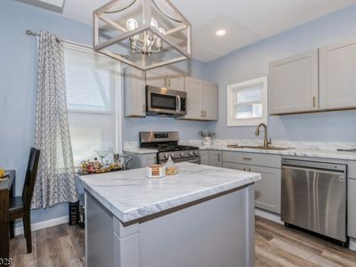 104 N Munn Ave, East Orange, NJ, 07017