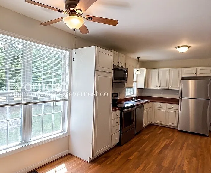 5633 Obisque Dr — Photo 4