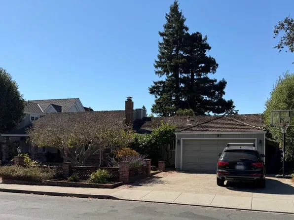 1376 Cedar St, San Carlos, CA 94070