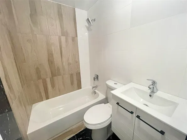 86 Sherman Avenue image 5 of 5