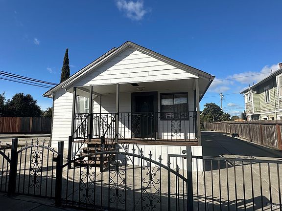 2nd image of 200 ARKANSAS Street