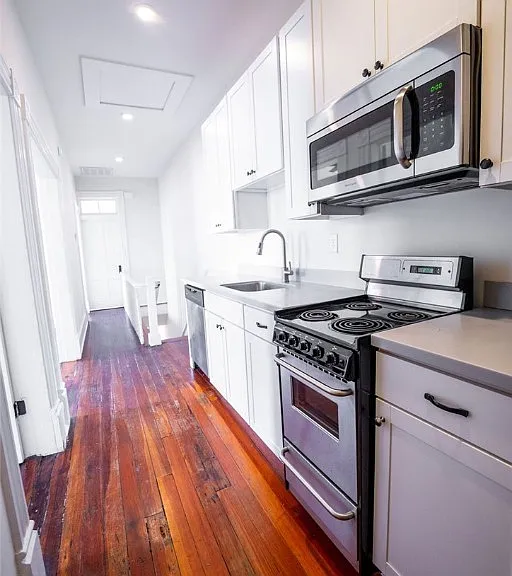 1313 Whitaker St #C — Photo 14