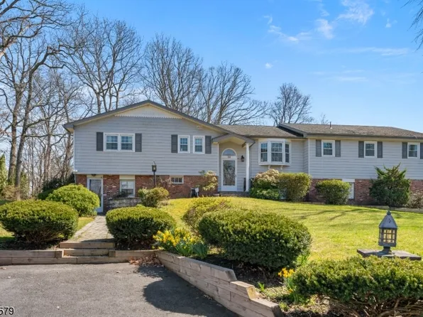 34 Woodlawn Ter, Jefferson Twp., NJ 07849