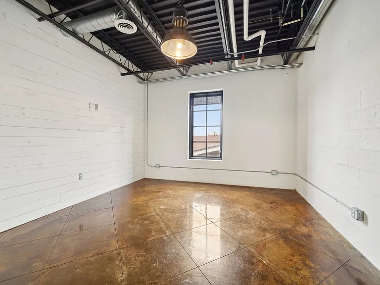 Lofts on 15th — Photo 25