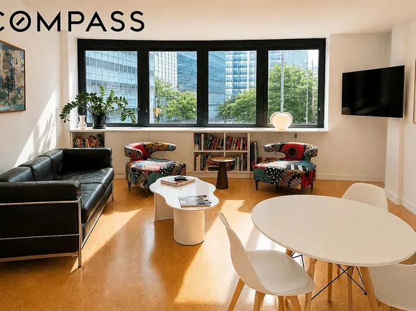 275 Greenwich St #2CS, New York, NY 10007