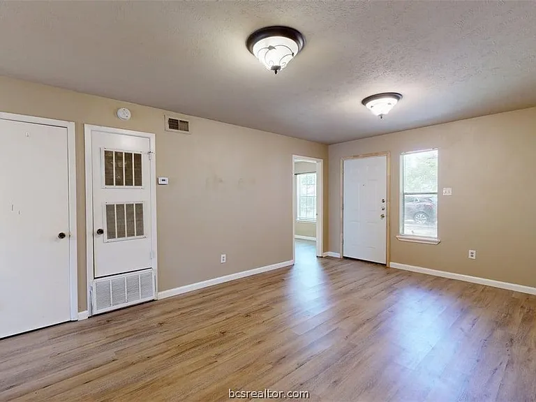 805 San Pedro Dr #B — Photo 4