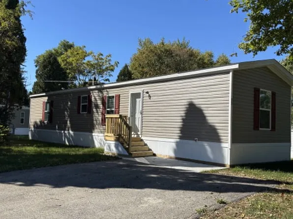 3052 N Gary St #22, New Castle, IN 47362