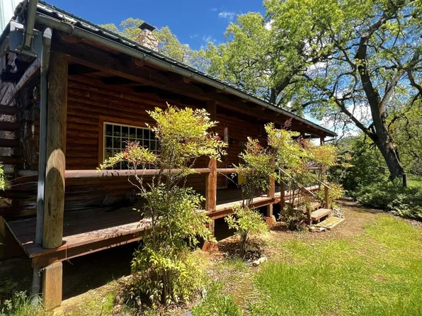 5707 Michel Rd, Mountain Ranch, CA 95246