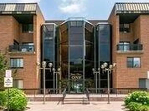 1 Ipswich Avenue #316, Great Neck, NY 11021