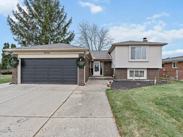 35751 Candlewood Dr, Sterling Heights, MI 48312