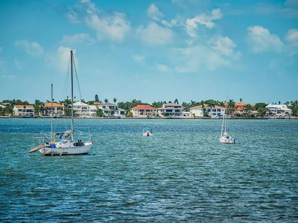 6365 Bahia Del Mar Blvd APT 210, Saint Petersburg, FL 33715