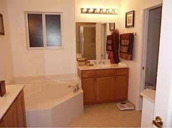 4th image of 20447 NW 12th Ave