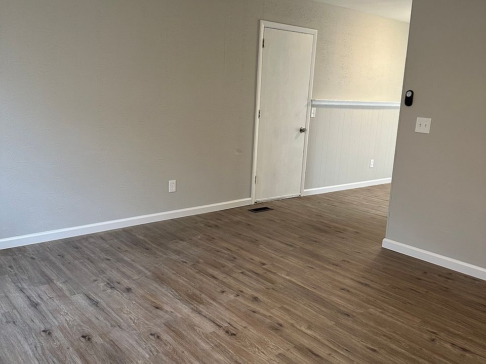 1st image of 5004 Hoover Ave
