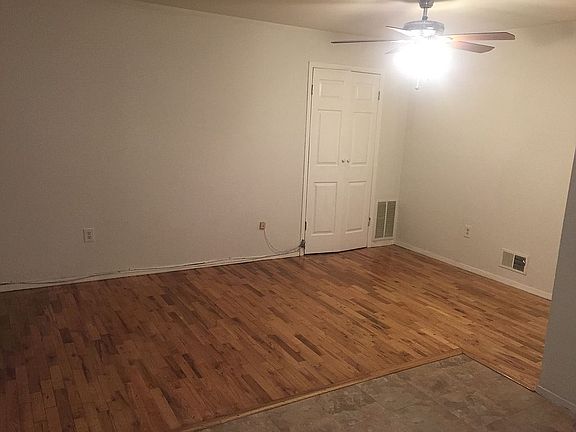 2nd image of 47 Cherrywood Ct