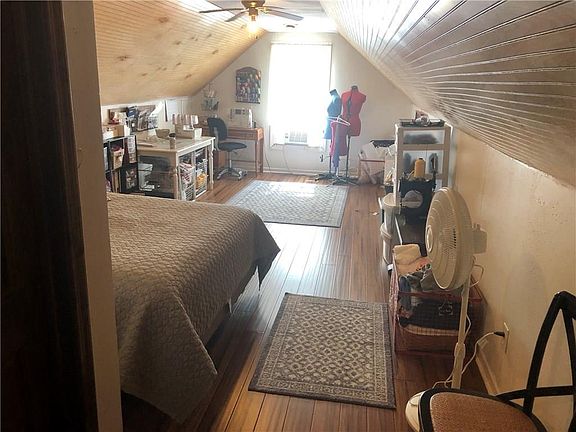 2nd image of 2772 E Beechwood Trl