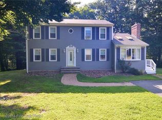 105 Shaw Dr, Glocester, RI 02857