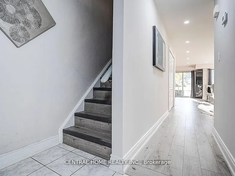 988 Sheppard Ave W #11 — Photo 3