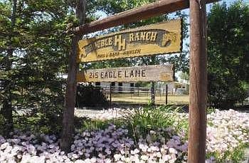 2nd image of 221 Eagle Ln