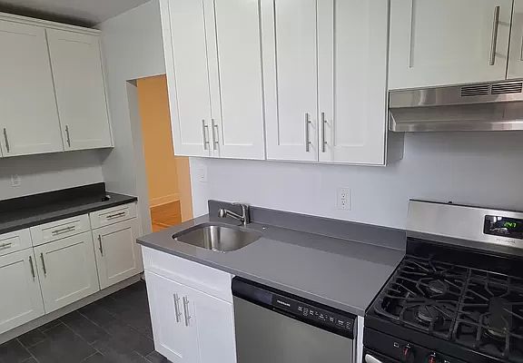 4th image of 48-25 43rd St #B5