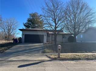 1068 Cornell Dr, Decatur, IL 62522