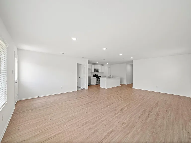 1524 Twilight Green Dr — Photo 5