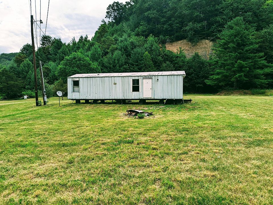 2nd image of 8746 Frontier Rd
