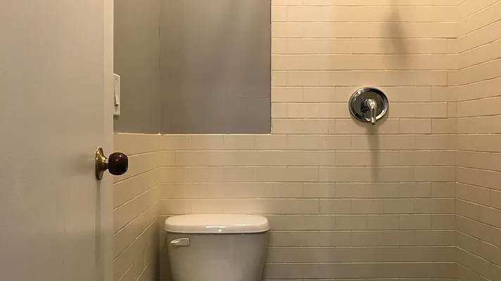 Rented by Nooklyn NYC LLC | media 9