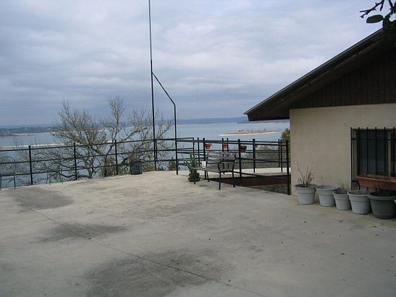 2nd image of 1405 Blue Water Dr
