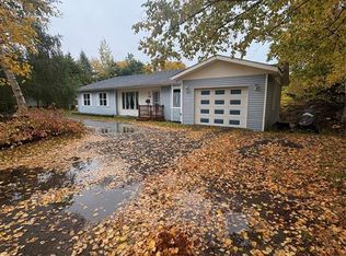 122 Grenfell Heights, Grand Falls-Windsor, NL A2A1W4