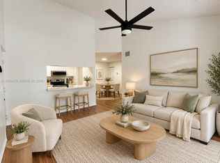 St Andrews Condo, Hollywood, FL 33025