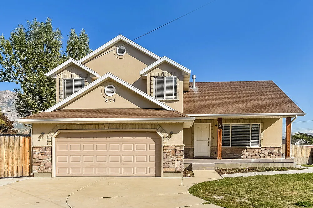 5 bed, 3.5 bath, 2243 sqft, $2,830 — Photo 1