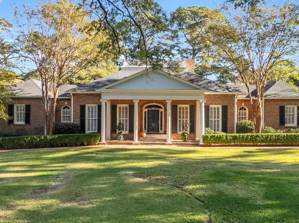 620 Watford Ave, Greenwood, SC 29649