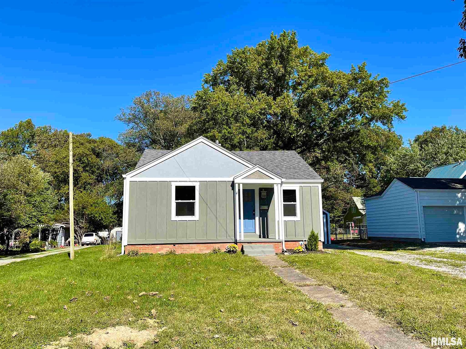 305 W ster St, Benton, IL 62812 Zillow