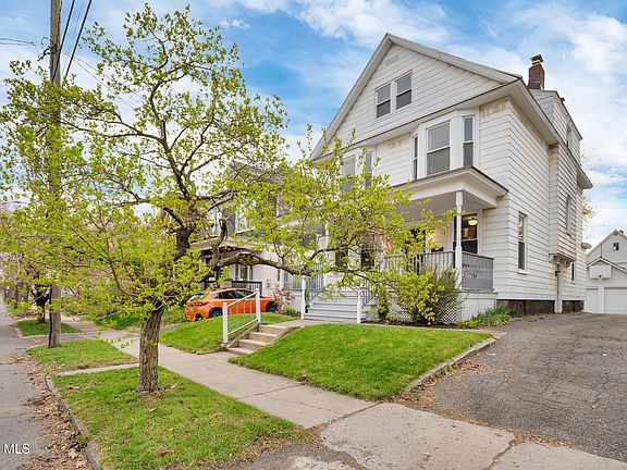 4th image of 126 Elmer Avenue
