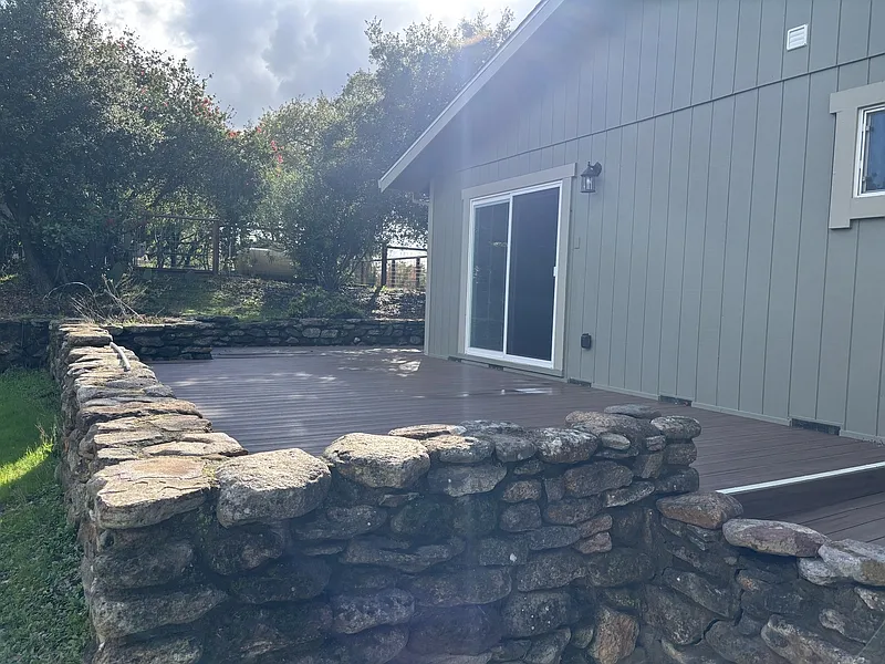 3 bed, 2.0 bath, 1800 sqft, $4,100 — Photo 3