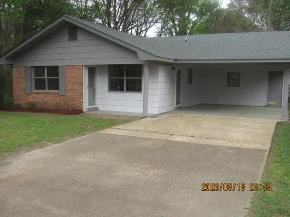 1306 10th Ave S, Columbus, MS 39701