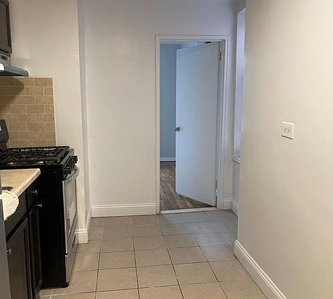 4th image of 1625 Rockaway Pkwy #4O