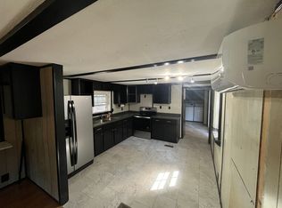 97 Fork Ridge Ln, Hendersonville, NC 28792